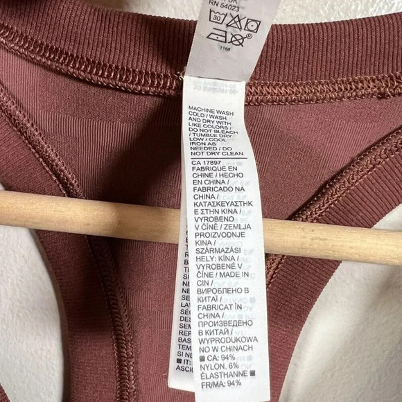 Athleta Momentum Logo Tank Top Size Small Hearth Rose Athletic Running Workout - Picture 9 of 10